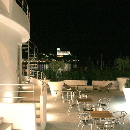 Piccolo Hotel Del Lido Леричи Екстериор снимка