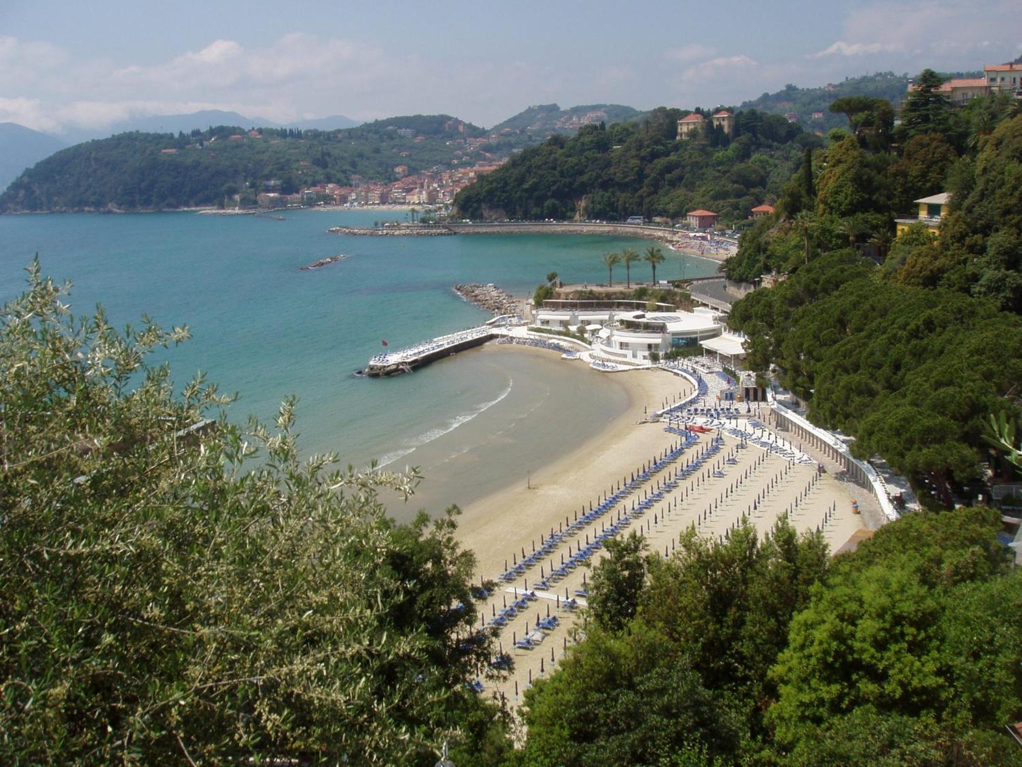 Piccolo Hotel Del Lido Леричи Екстериор снимка