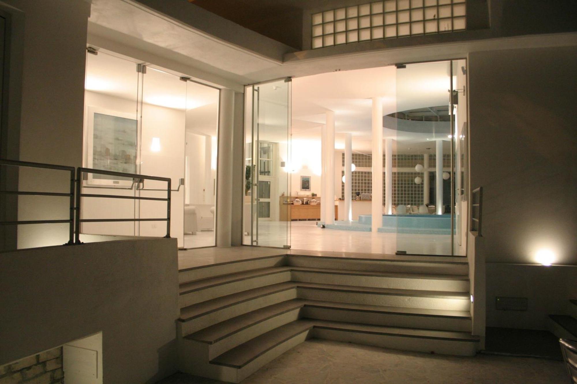 Piccolo Hotel Del Lido Леричи Екстериор снимка